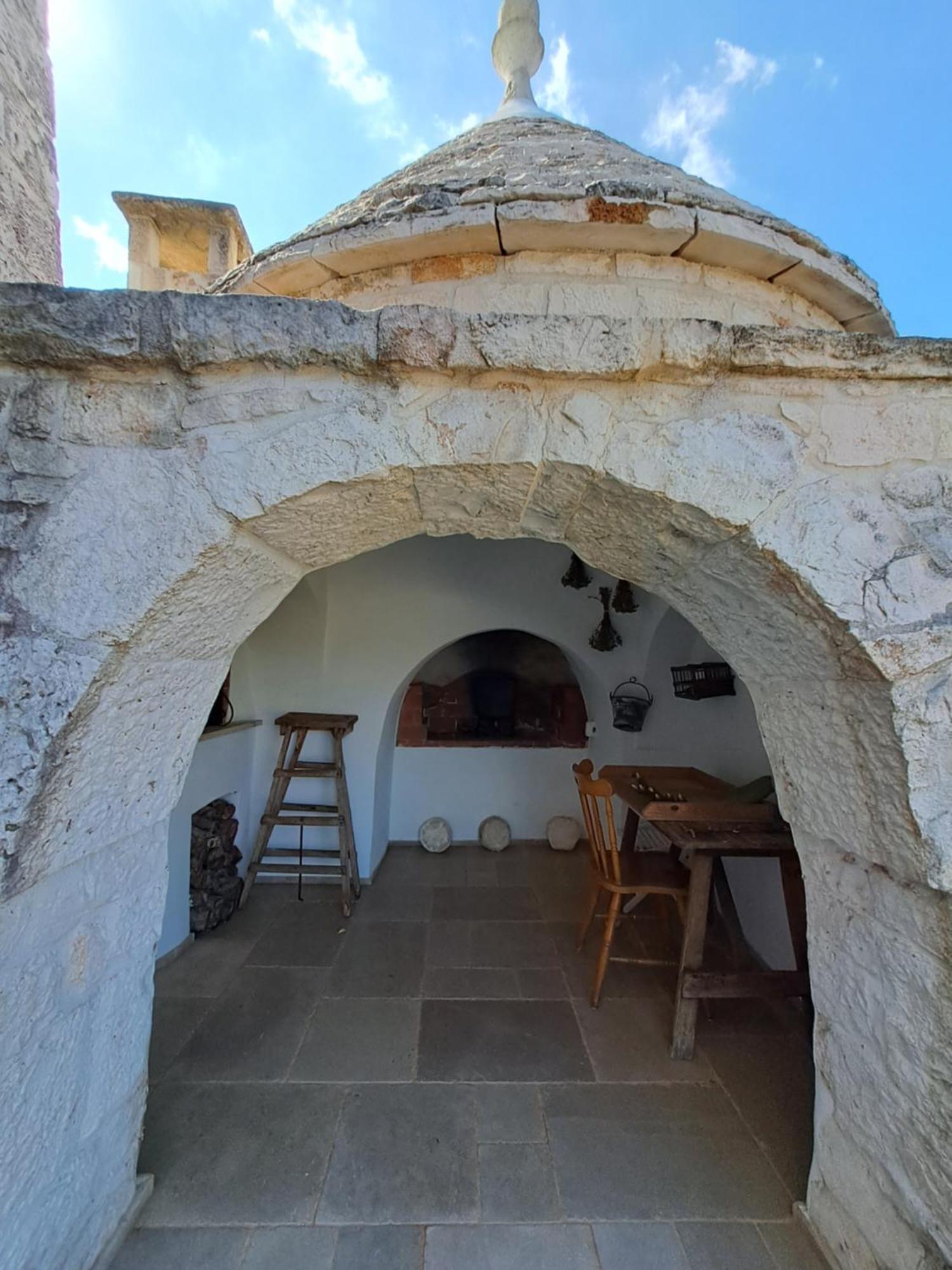 Pietra Pesara Bed & Breakfast Locorotondo Bagian luar foto