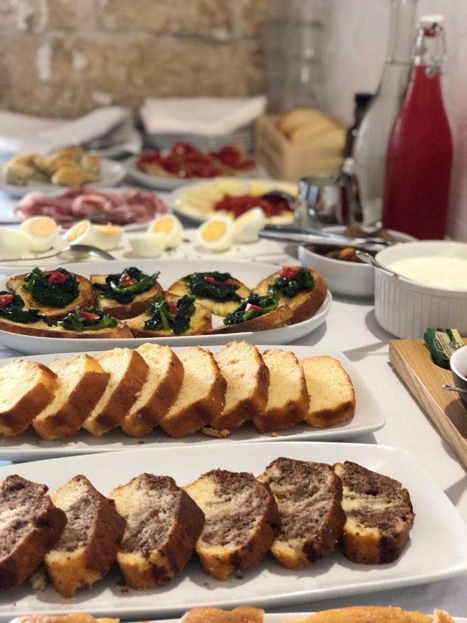 Pietra Pesara Bed & Breakfast Locorotondo Bagian luar foto